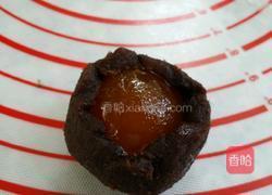 酥皮蛋黄月饼的做法图解2