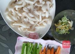 素炒白玉菇的做法图解2