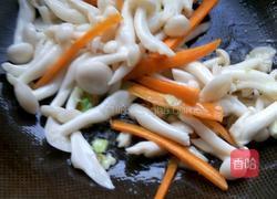素炒白玉菇的做法图解5
