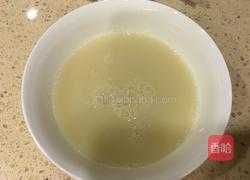 酸菜猪肉包子的做法图解1