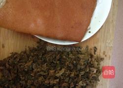 重庆咸菜扣肉的做法图解4