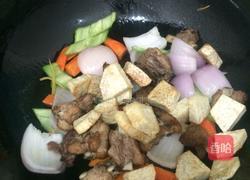 芋头排骨煲的做法图解6