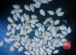 炒南瓜子的做法图解3