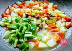 咖喱土豆胡萝卜的做法图解5