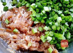韭菜肉馅饺子的做法图解4
