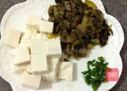 咸菜豆腐汤的做法图解2