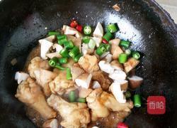 香菇鸡翅根的做法图解8