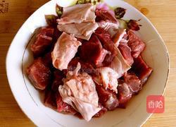 焖牛肉的做法图解1