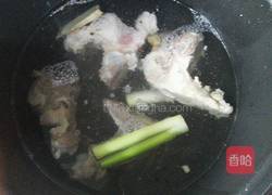 筒骨玉米冬瓜汤的做法图解3