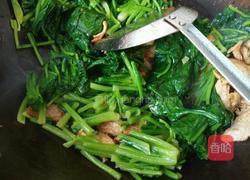 菠菜炒肉的做法图解5
