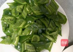 豉椒炒鳝片的做法图解1