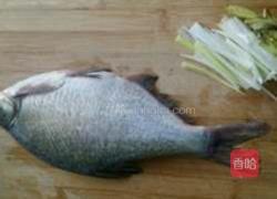 酥炸武昌鱼的做法图解1