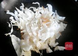 锅炝圆白菜的做法图解3