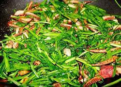 荤素搭配健康美味鱿鱼韭菜的做法图解11