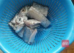 番茄鱼块的做法图解2