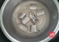 番茄鱼块的做法图解1