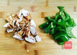 尖椒溜肥肠的做法图解3