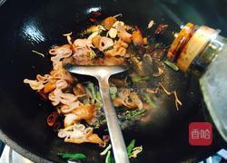 尖椒溜肥肠的做法图解6