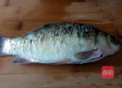 醬爆草鱼的做法图解2