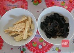 黄瓜拌腐竹的做法图解2