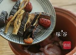 灵芝煲瘦肉的做法图解3