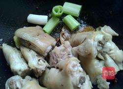 猪蹄炖土豆的做法图解6