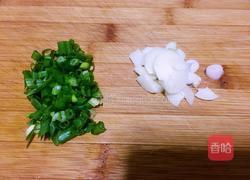 丝瓜豆腐汤的做法图解2