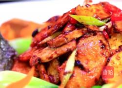 CCTV7食尚大转盘《极品菌香回锅鱼》的做法图解5