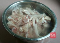 红枣枸杞香菇鸡汤的做法图解2