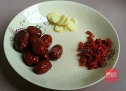 红枣枸杞香菇鸡汤的做法图解5