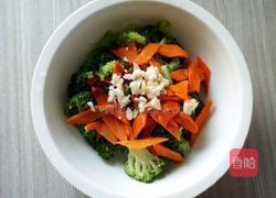 炝拌西兰花的做法图解6