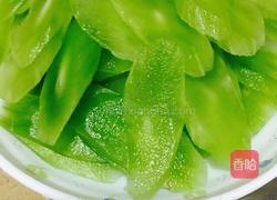 莴笋木耳炒鸡蛋的做法图解3