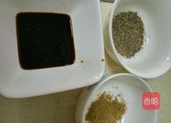 家庭版黑椒猪肉面的做法图解3