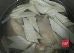 杏鲍菇鸡腿汤的做法图解5