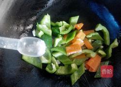 猪肚炒青椒的做法图解4