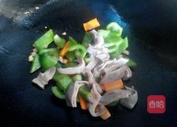 猪肚炒青椒的做法图解5