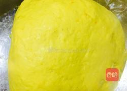 花样南瓜豆沙馒头的做法图解1