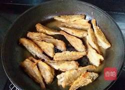 干烧黄花鱼的做法图解3