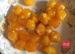 豆蓉蛋黄月饼的做法图解3