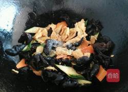 大葱木耳炒鸡蛋的做法图解9