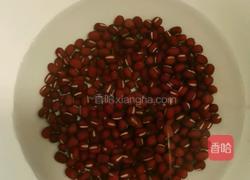红豆沙糖水的做法图解1