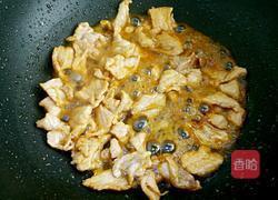 大葱爆肉的做法图解5