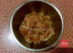 椒盐肉片的做法图解2