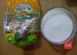 香蕉燕麦牛奶的做法图解1