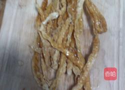 干白辣椒炒肉的做法图解1