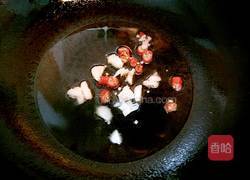 回锅肘子的做法图解3