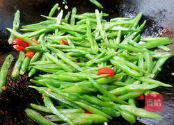爆炒四季豆的做法图解5