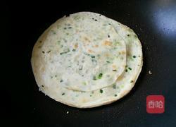 多层葱花烙饼的做法图解9
