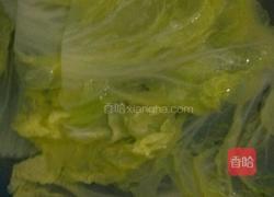 白菜肉卷的做法图解2