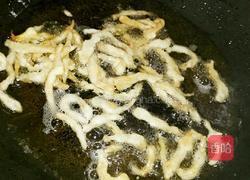 炸小银鱼的做法图解12